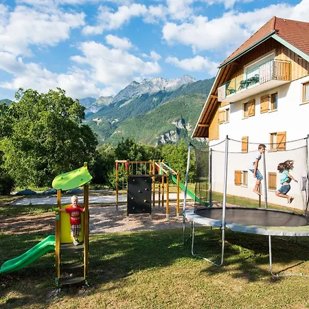 Great Holiday Near Lake Annecy Apartment